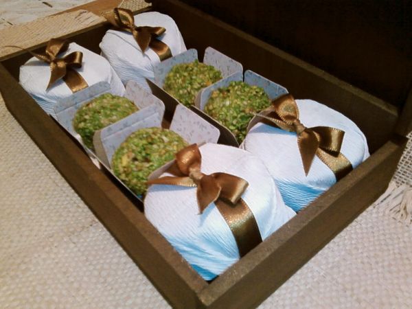 Caixas para doces e bem casados